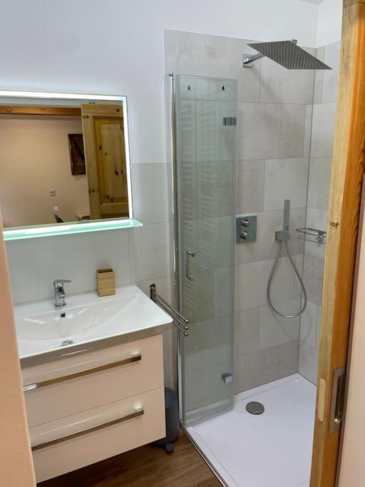 Appartement Zur Wied Oberlahr Ngoại thất bức ảnh